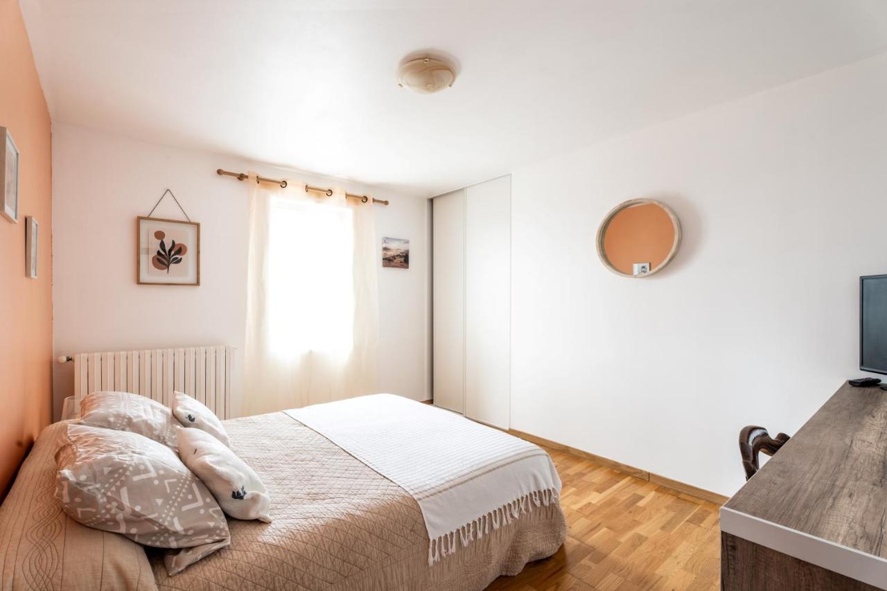T2 cosy avec parking toute commodité Saugnac-et-Cambran Esterno foto